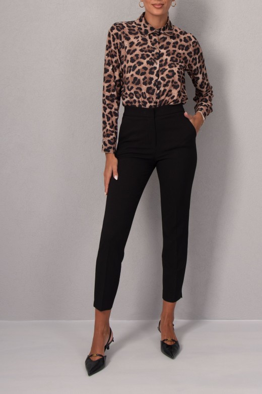 Flowy blouse with animal print