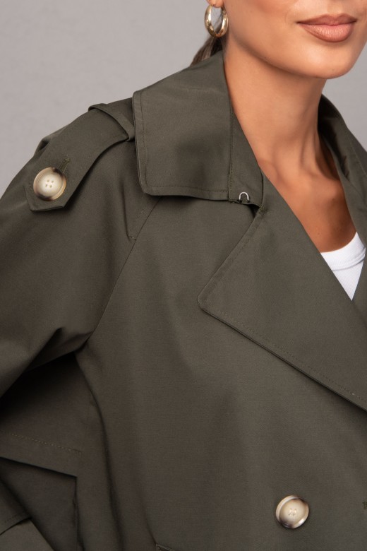 Short gabardine with double-breasted closure