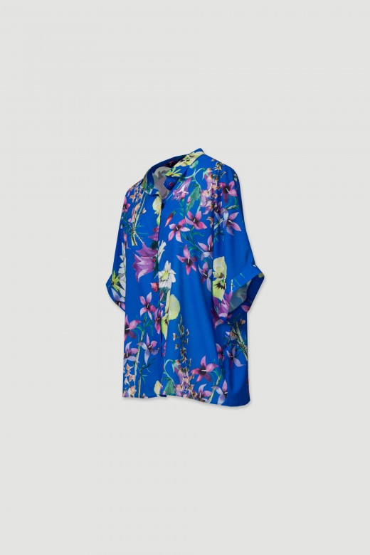 Blusa fluida con estampado