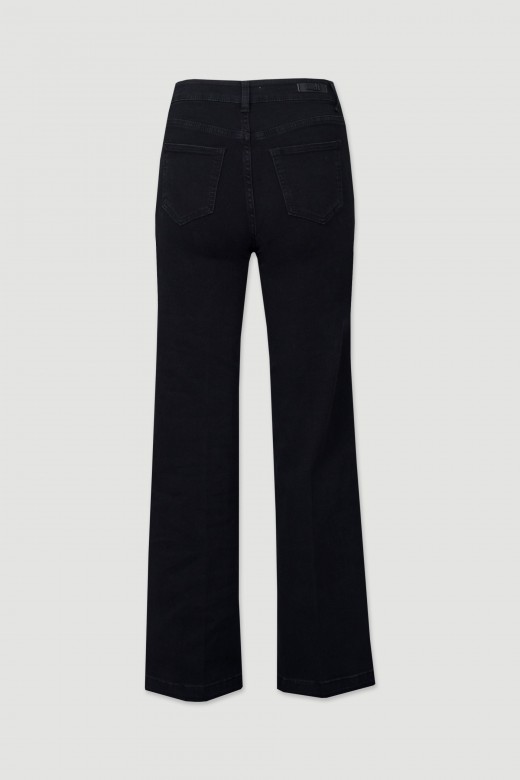 High-waisted straight jeans