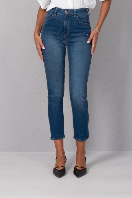 High-waisted jeans with transfer appliqu