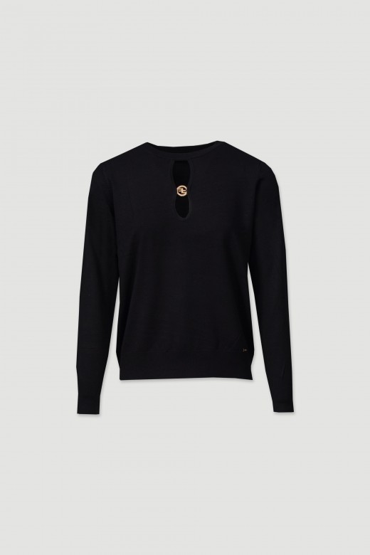 Pull en maille avec ouverture  l`encolure