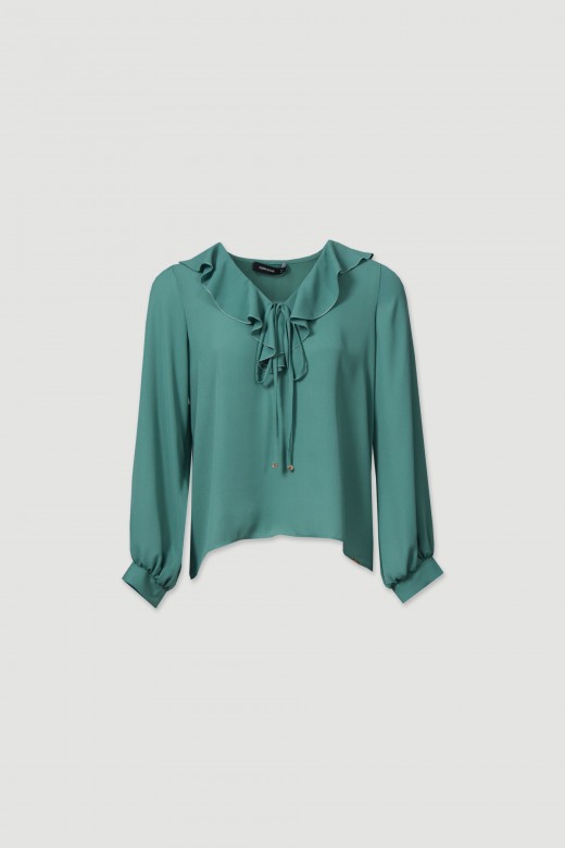 Tunic with ruffle on the neckline