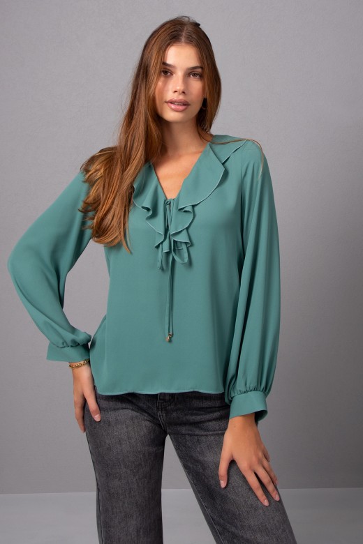 Tunic with ruffle on the neckline