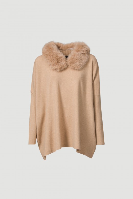 Knit tunic with removable fur collar