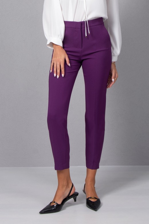 Classic trousers with elastic belt