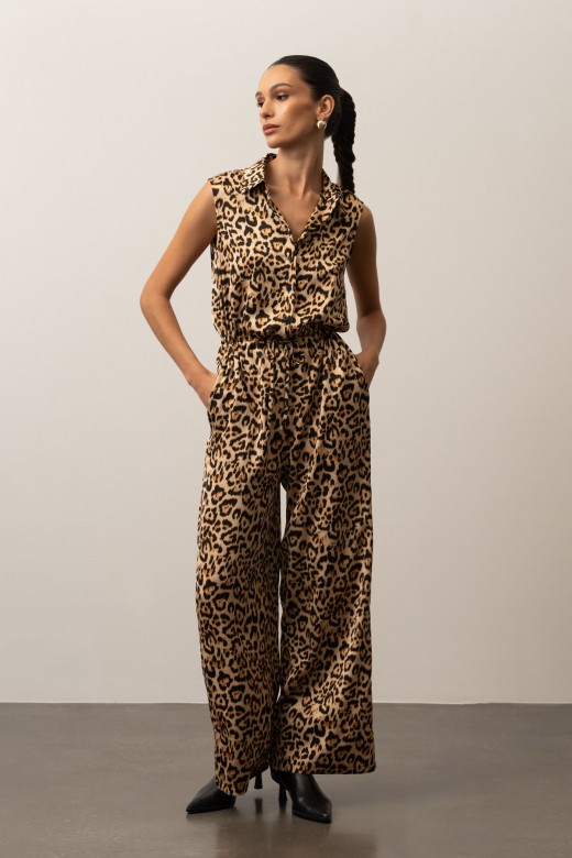 Fluid jumpsuit with animal print