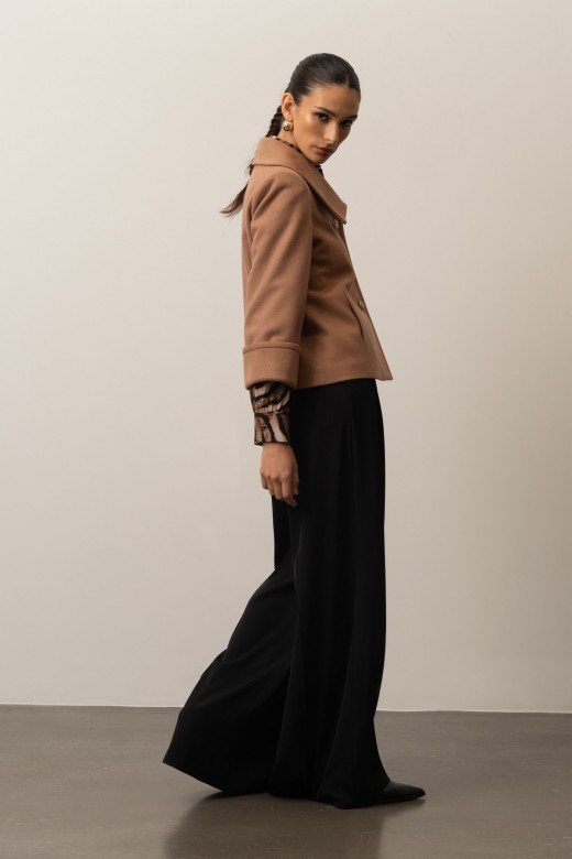 Short wool coat with rolled-up sleeves