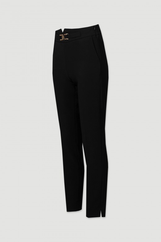 Pantalon classique avec dtails mtalliques