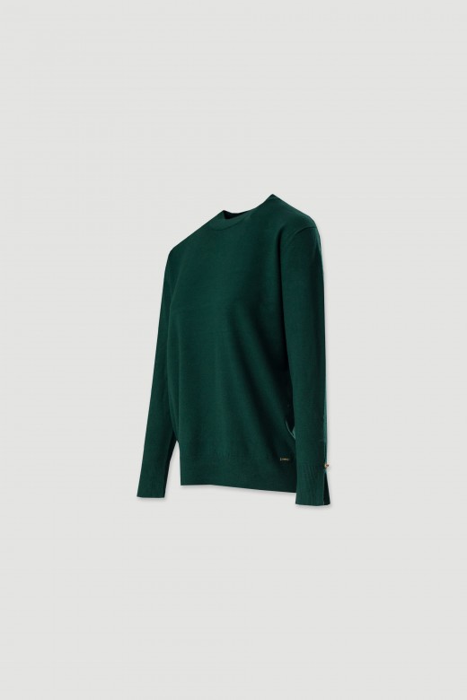 Camisola de malha com detalhe de boto na manga