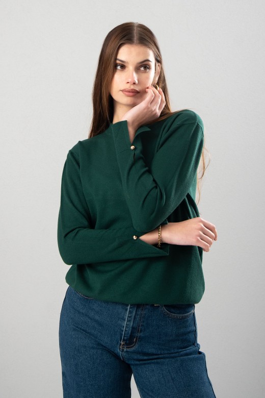 Camisola de malha com detalhe de boto na manga