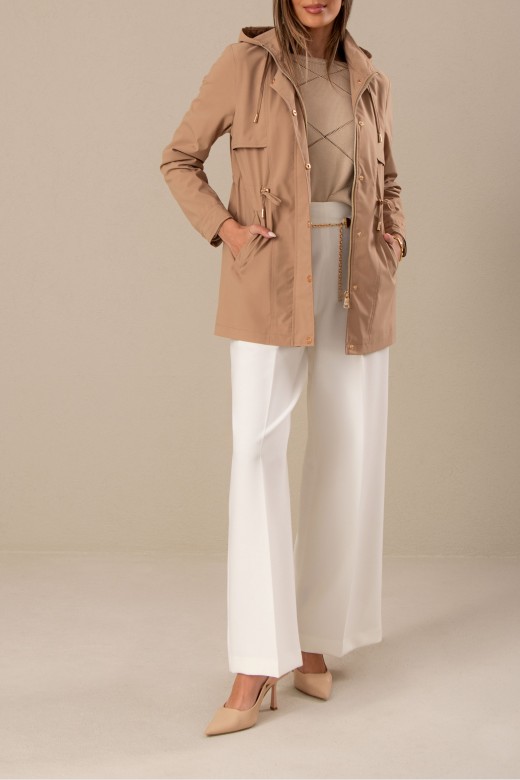 Parka com capuz e cintura ajustvel