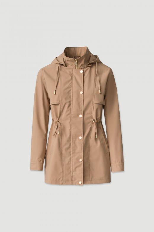 Parka com capuz e cintura ajustvel