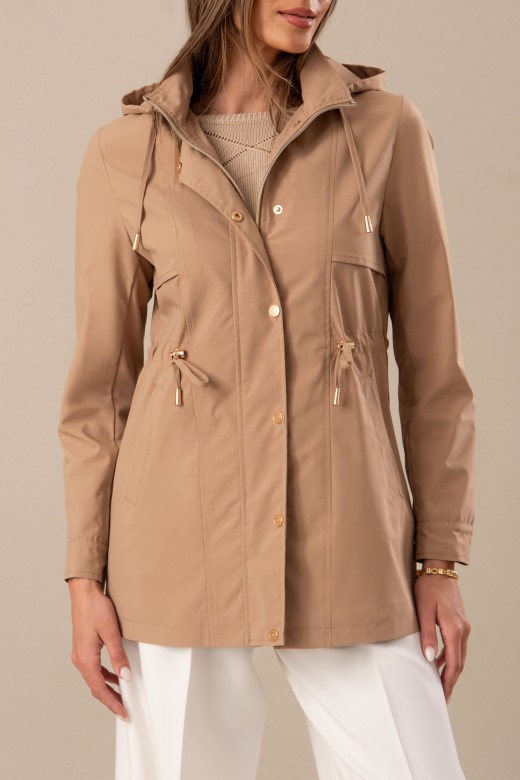 Parka com capuz e cintura ajustvel