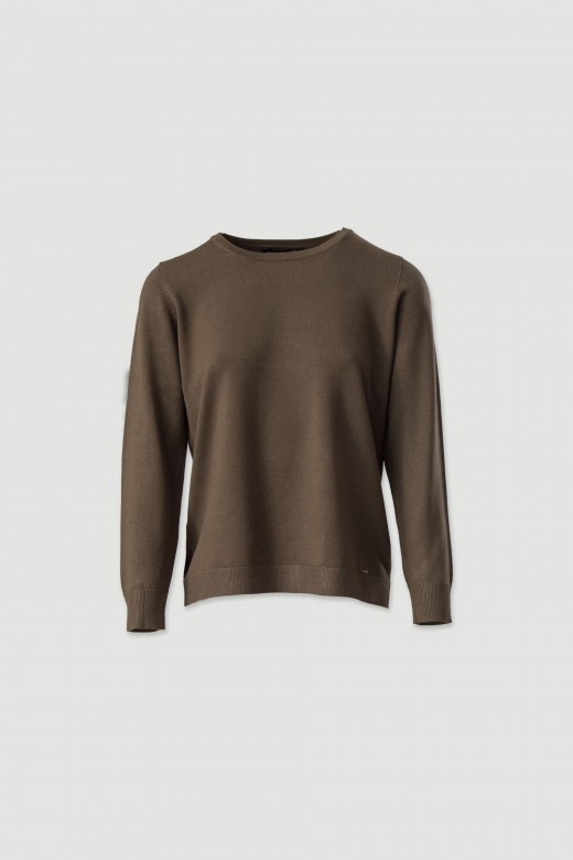Basic knit sweater