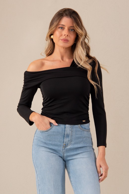 Camisola de decote drapeado assimtrico