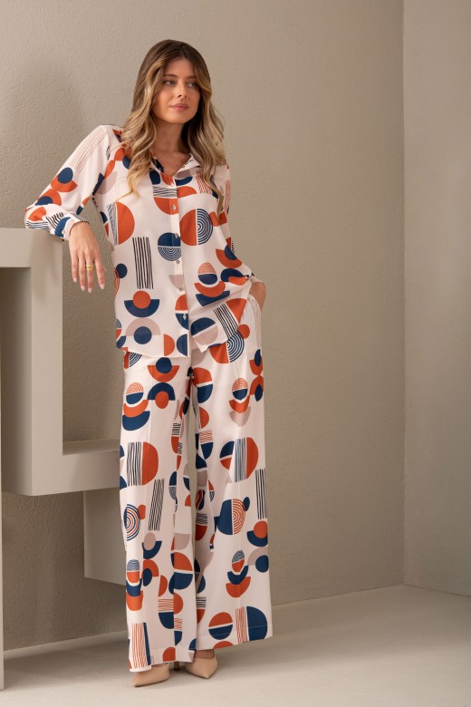 Blusa com estampado geomtrico