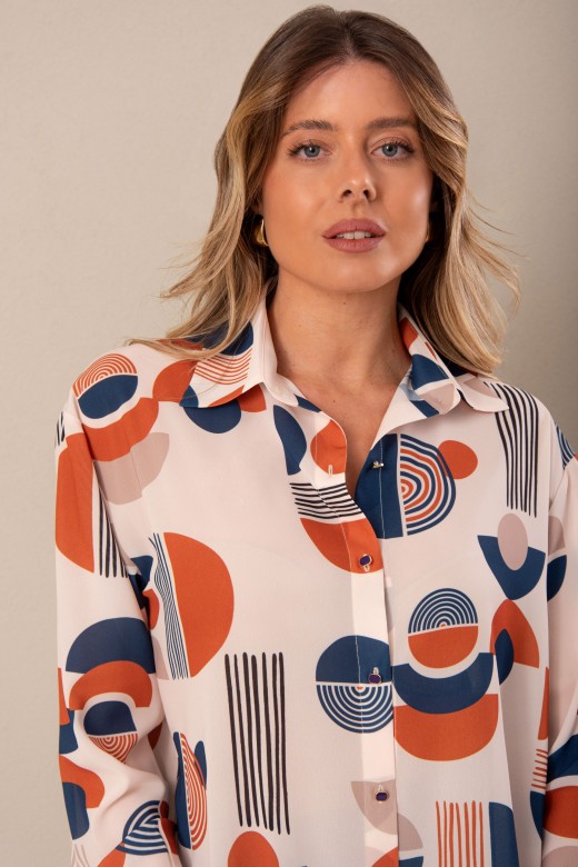 Blusa com estampado geomtrico