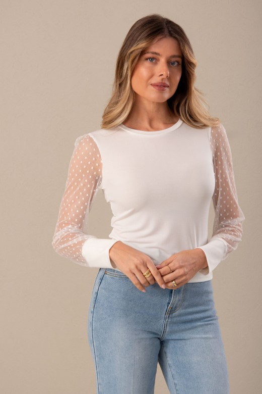 Camisola com mangas em tule