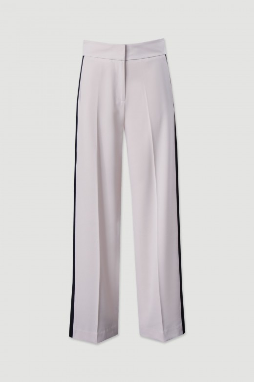Cala wide leg com risca lateral