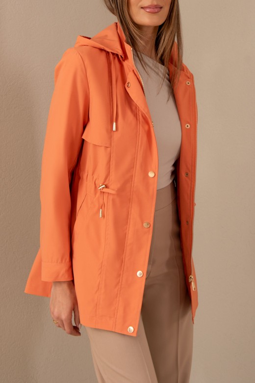 Parka com capuz e cintura ajustvel