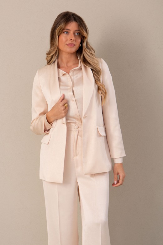 Blazer em tecido acetinado