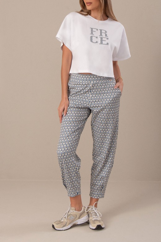 Cala jogger com estampado geomtrico