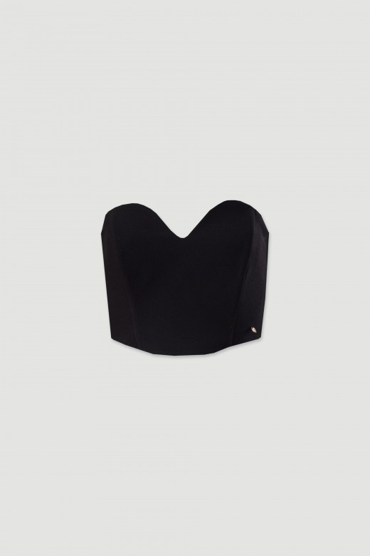 Cropped top with a heart-shaped neckline Cropped top with a heart-shaped neckline