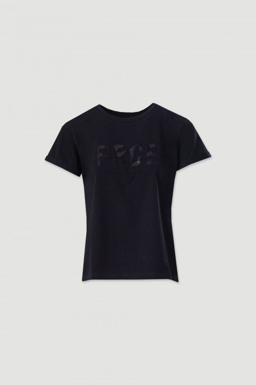 Basic t-shirt with embroidery and sequin appliqu