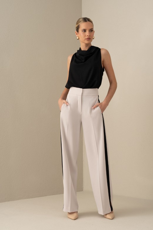 Cala wide leg com risca lateral