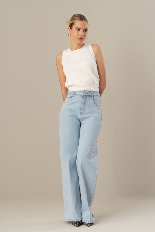 Jeans wide leg de cintura subida
