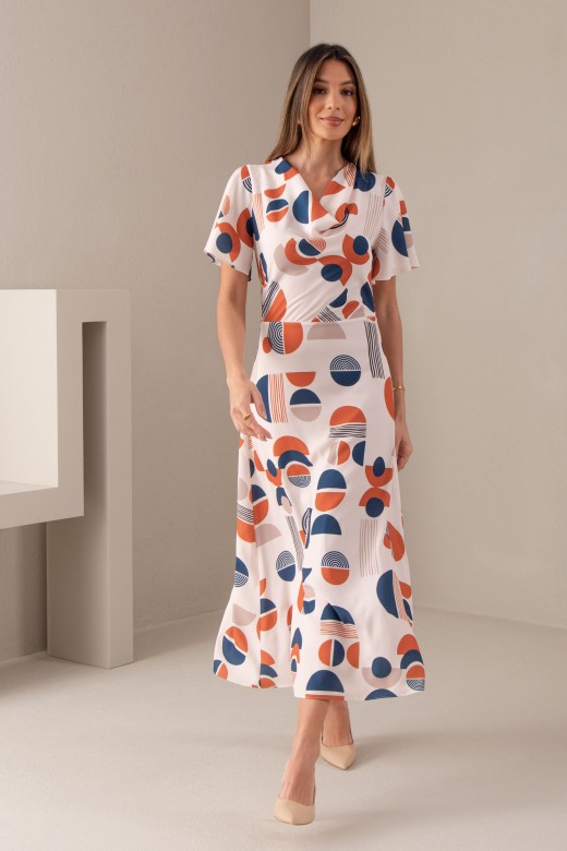 Vestido midi com estampado geomtrico