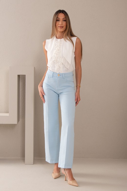 Straight jeans com mistura de algodo