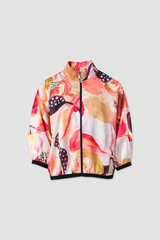 Satin printed jacket with 3/4 sleeves