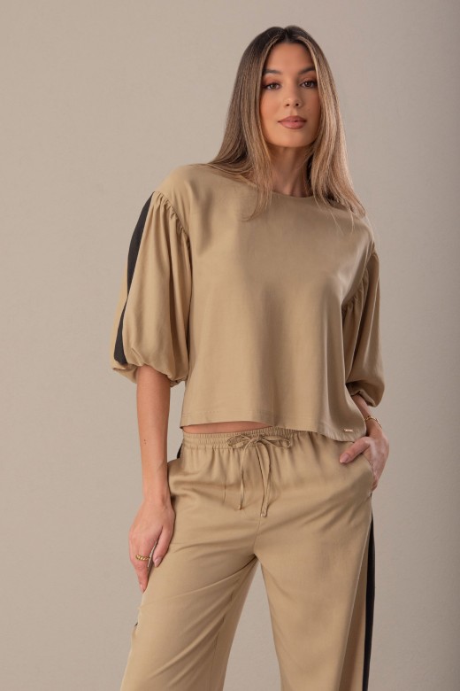 Camisola curta de manga abalonada