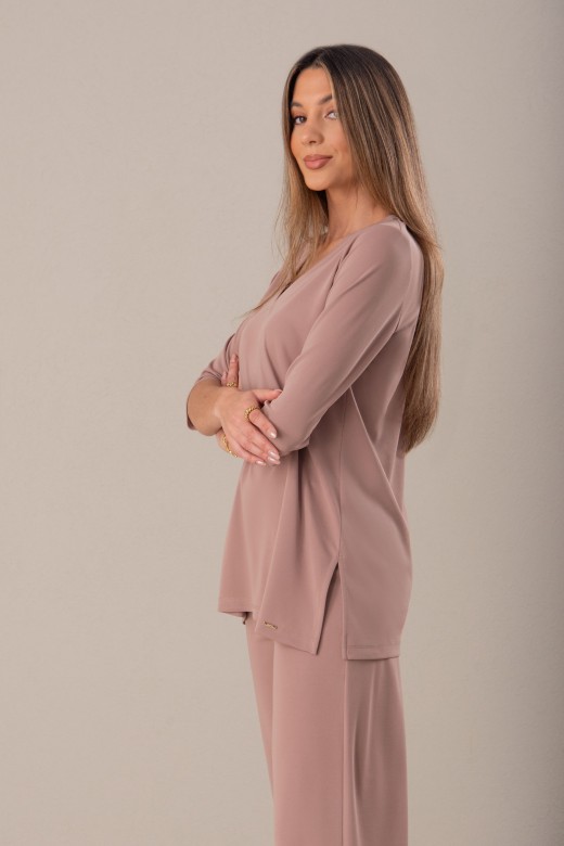 Basic knit tunic with v-neck