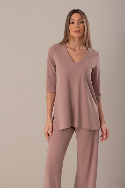 Basic knit tunic with v-neck