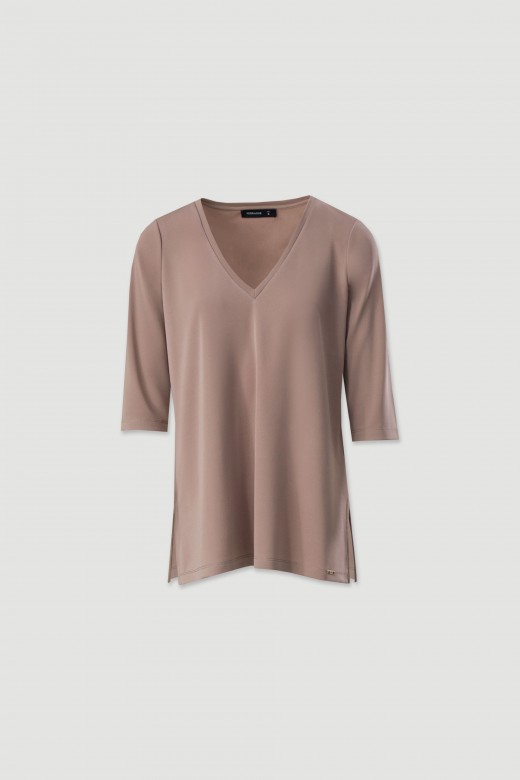 Basic knit tunic with v-neck