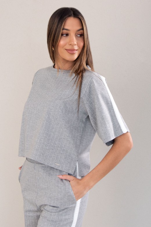 Pull court en maille avec rayures