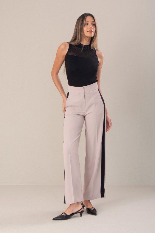 Cala wide leg com risca lateral