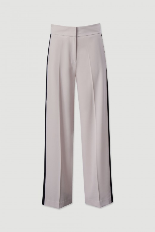 Cala wide leg com risca lateral