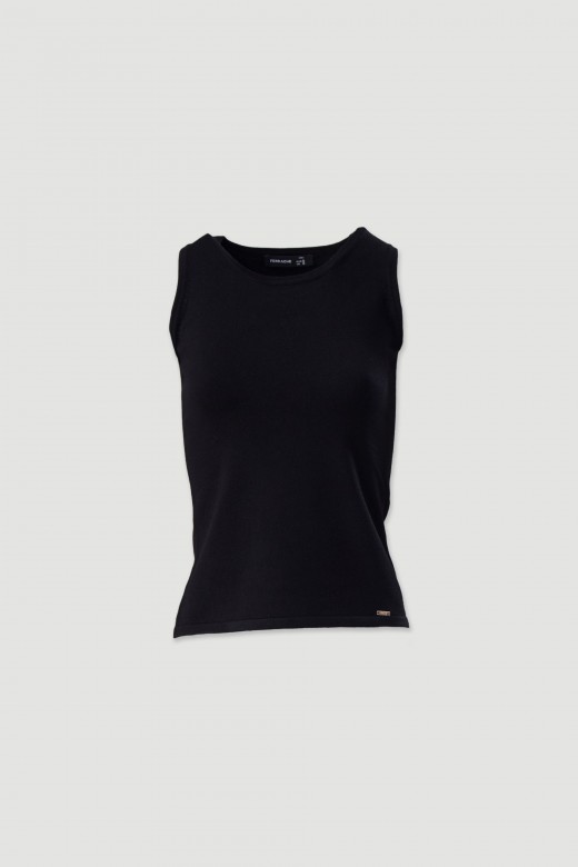 Basic knit top