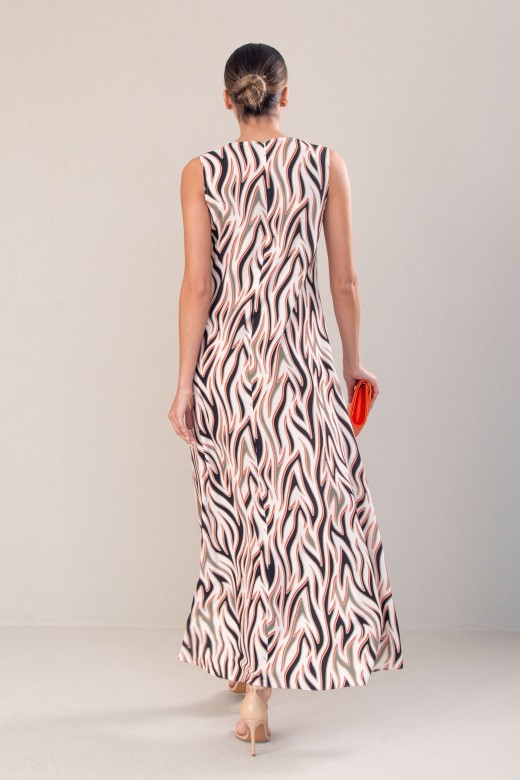 Vestido fludo estampado comprido