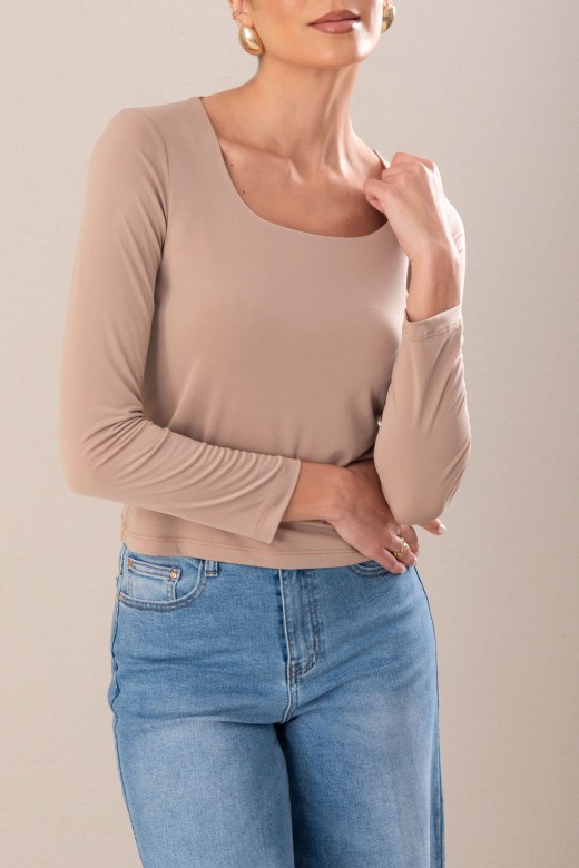 Sweater with a round neckline