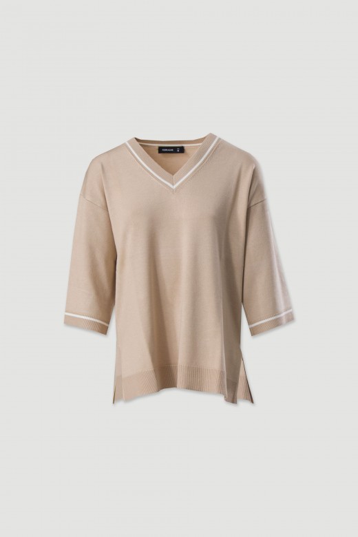 Camisola de malha fluida com detalhe de tira a contrastar Camisola de malha fluida com detalhe de tira a contrastar