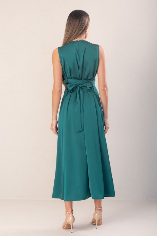 Vestido clssico midi acetinado