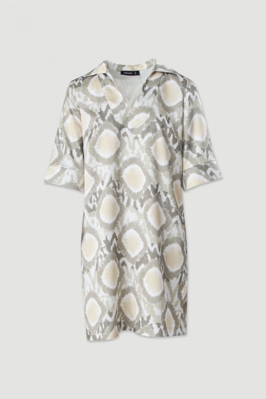 Short printed dress with 3/4 sleeves