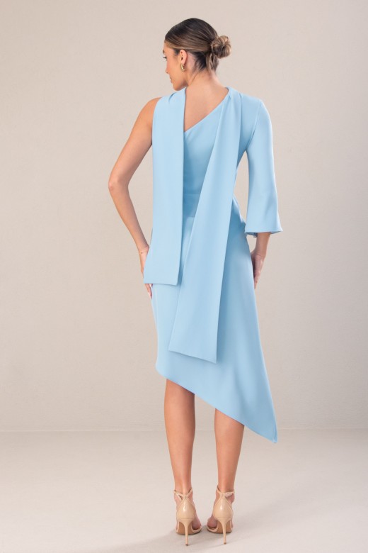Robe asymtrique avec nud