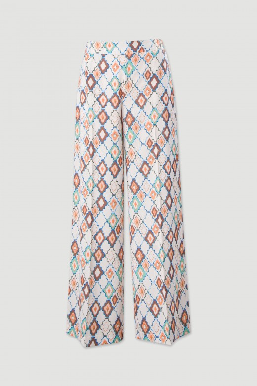Cala wide leg em tecido acetinado estampado