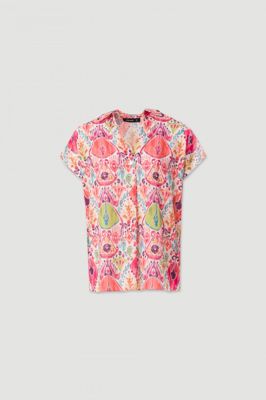 Fluid short-sleeve printed tunic